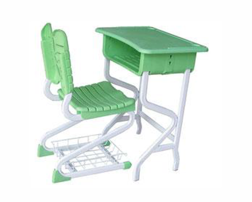 S 型塑料钢结构课桌椅
